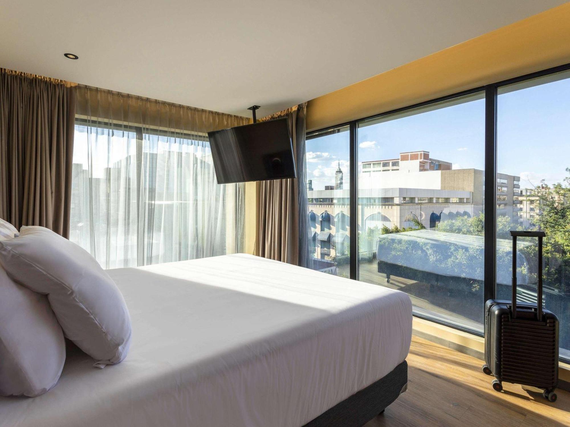 Novotel Mexico City Centro Historico Экстерьер фото